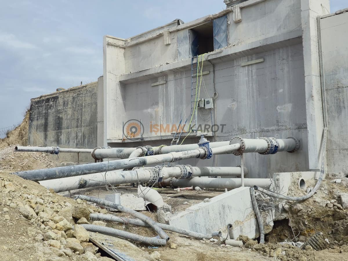 Halatli beton kesme — İşmak Karot saha uygulaması