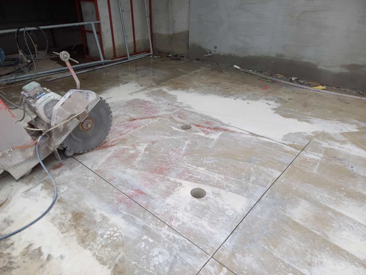 Trabzon Beton Zeminlerde Estetik ve Fonksiyonellik: Derz Kesme, Silim ve Parlatma